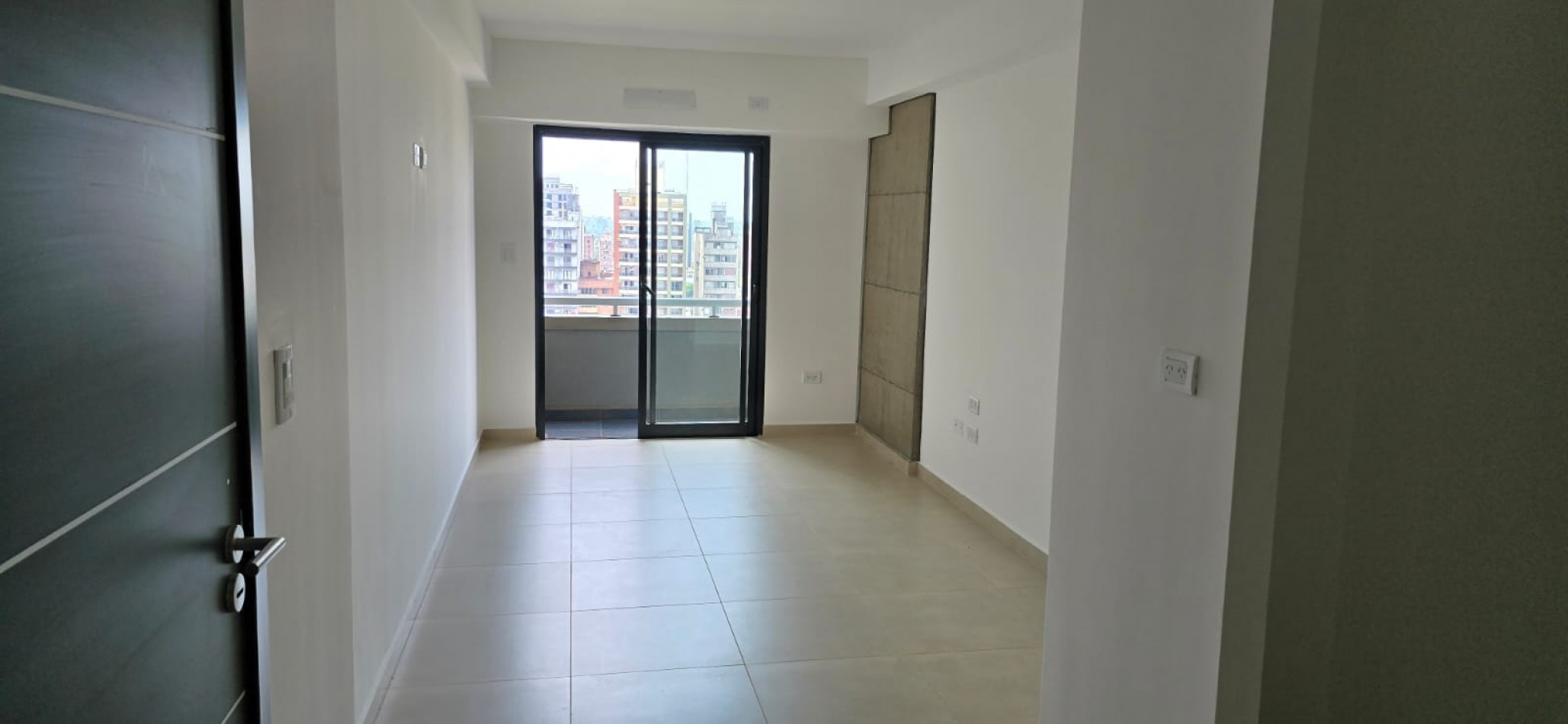 DPTO MONOAMBIENTE TORRE ISAURA BARRIO SUR 