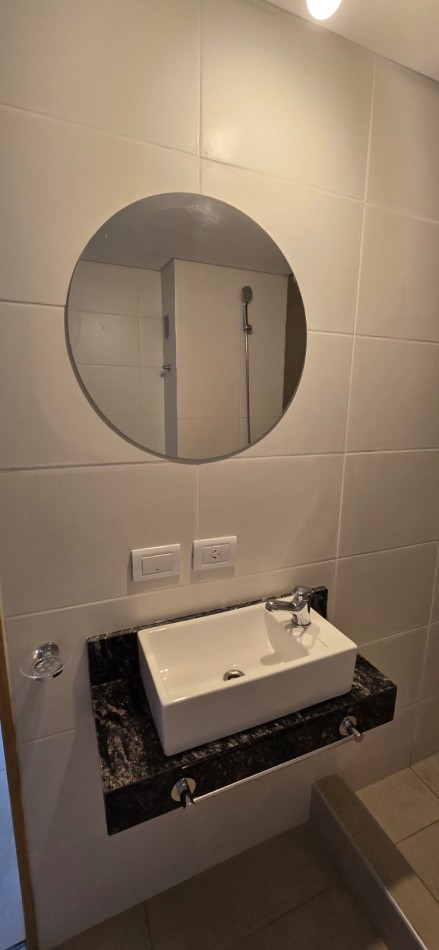 DPTO MONOAMBIENTE TORRE ISAURA BARRIO SUR 