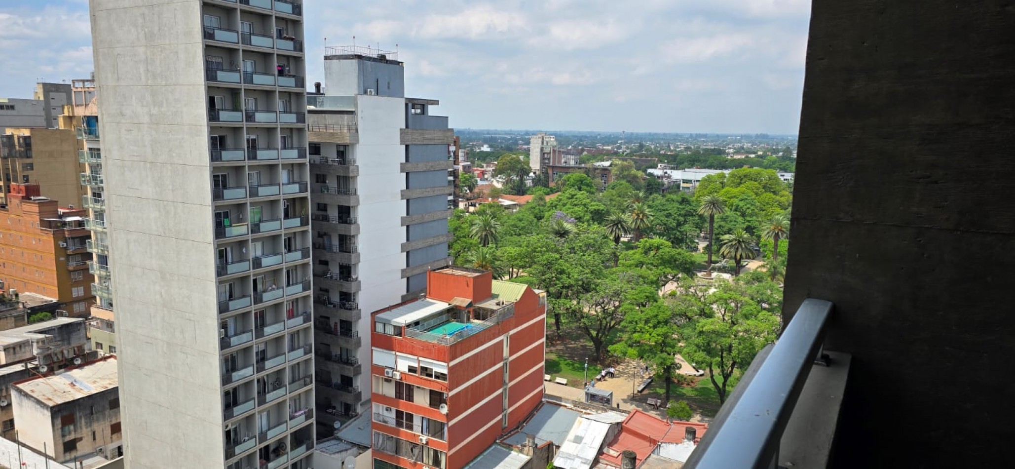 DPTO MONOAMBIENTE TORRE ISAURA BARRIO SUR 