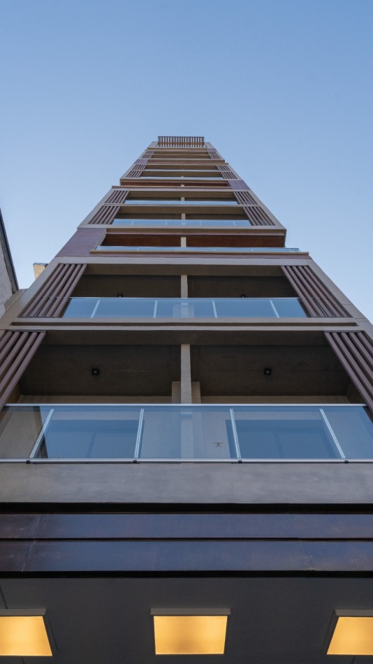 DPTO MONOAMBIENTE TORRE ISAURA BARRIO SUR 