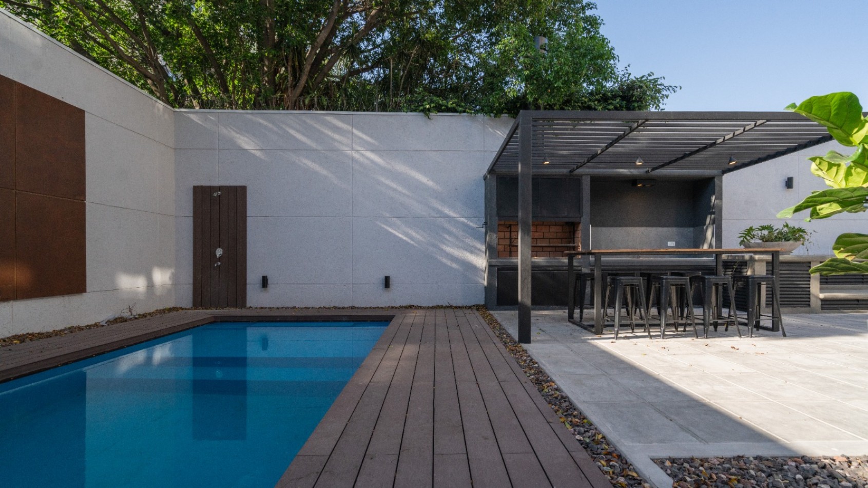 DPTO MONOAMBIENTE TORRE ISAURA BARRIO SUR 