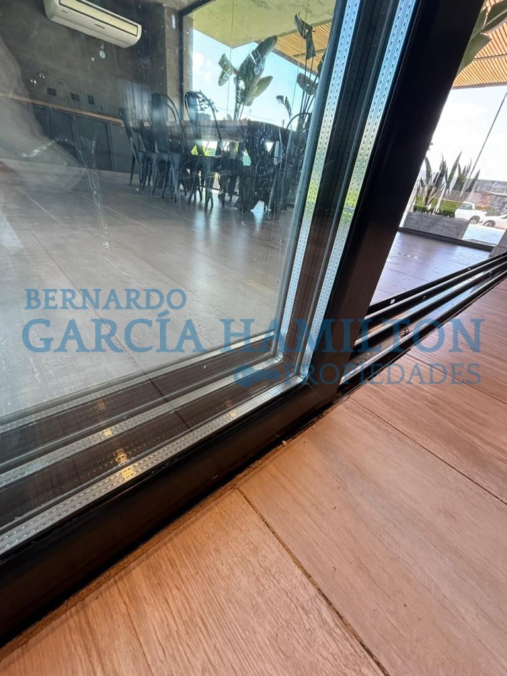 CASA EN VENTA EN EL PORTILLO BARRIO PRIVADO