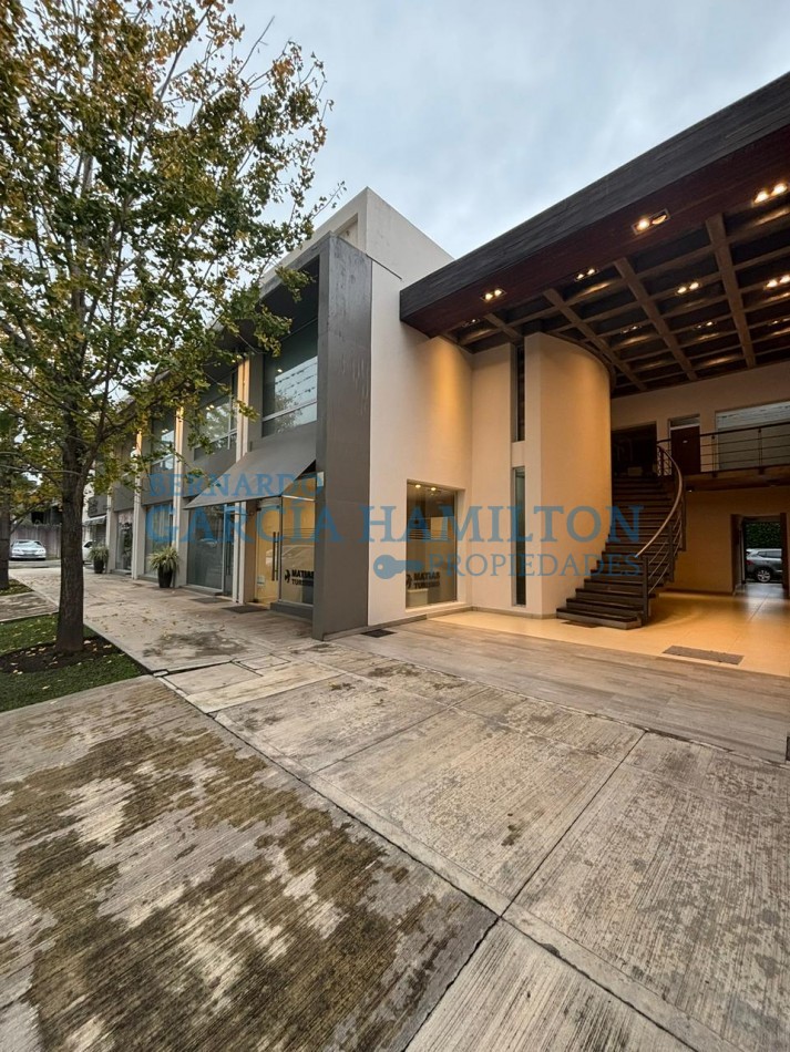 Oficina en venta Yerba Buena 
