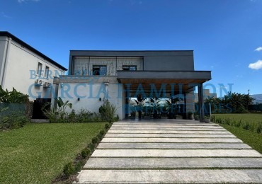 CASA EN VENTA EN EL PORTILLO BARRIO PRIVADO
